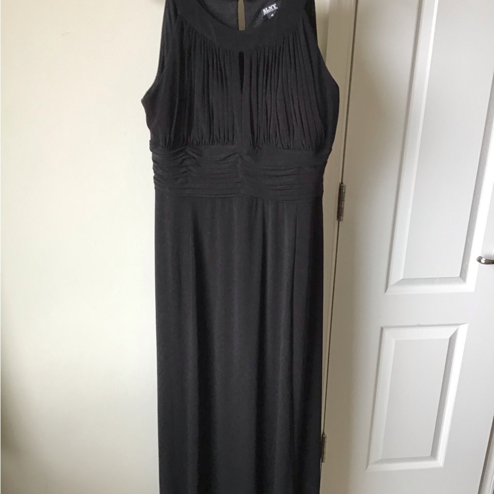 SLNY Plus Size Black 3/4 Sleeveless Long Dress Size 18W